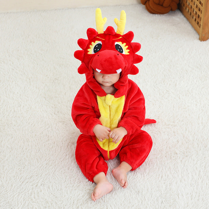 Kinderen herfst- en winterpyjama met cartoon-ontwerp, alles-in-één stijl en dierenmotieven.